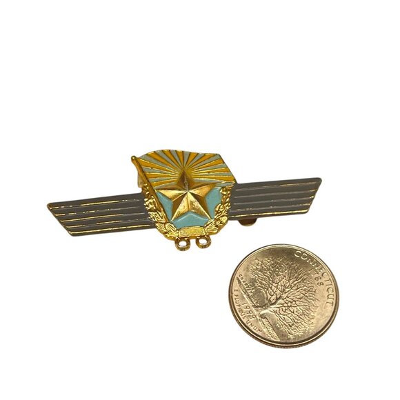 Vintage Soviet Military Pilot Wing Badge With Star & Laurel Design - Picture 7 of 7